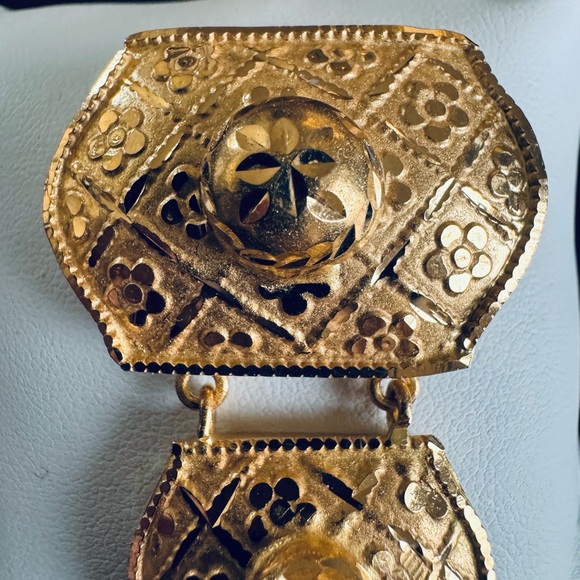 21K Yellow Gold Vintage Filigree Dangle Brooch Pendant with Chain Fringe - Picture 4 of 8